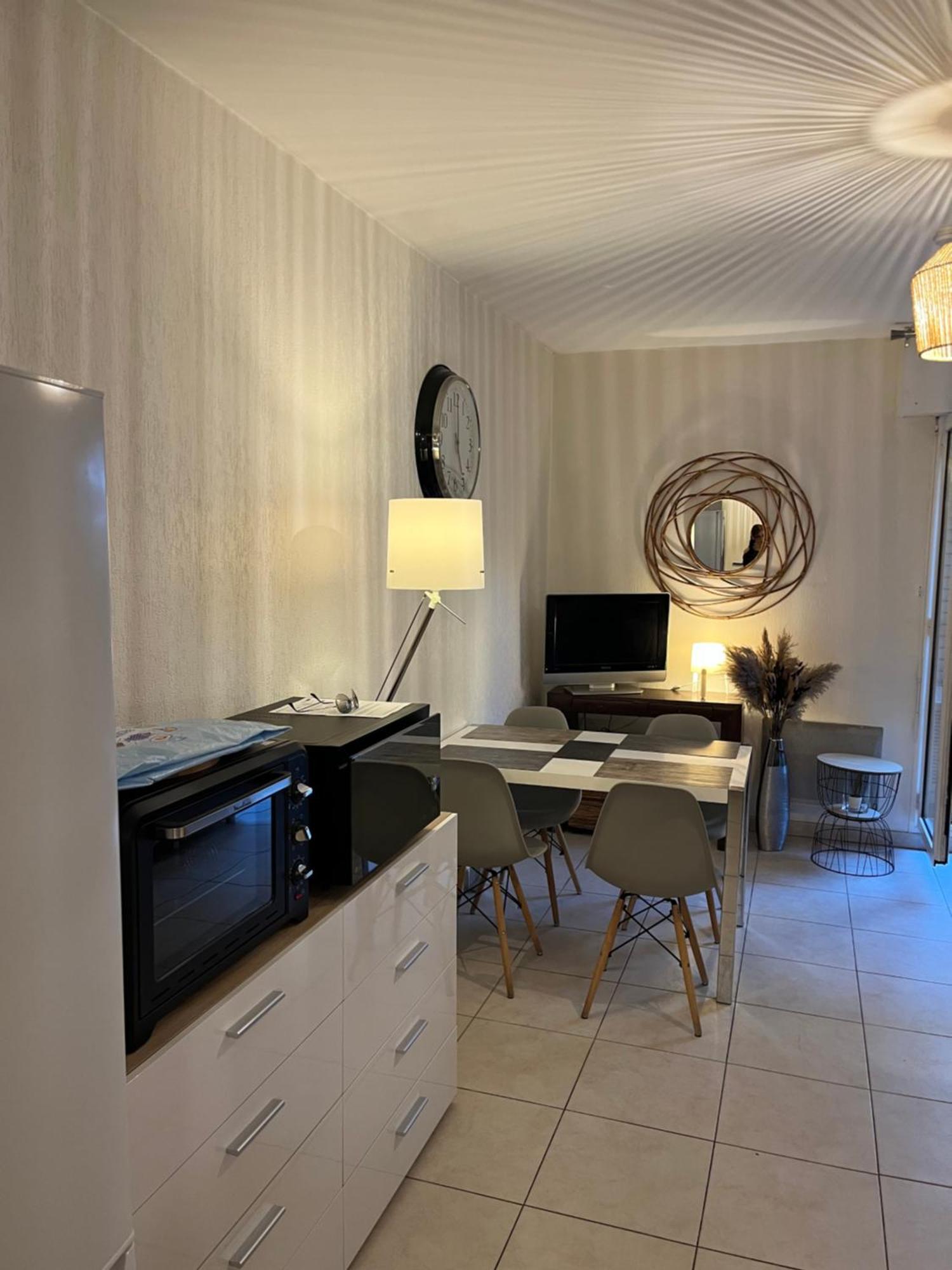 Appartement T2 Avec Terrasse Centre Ville D'Aix En Provence Aix-en-Provence Zewnętrze zdjęcie